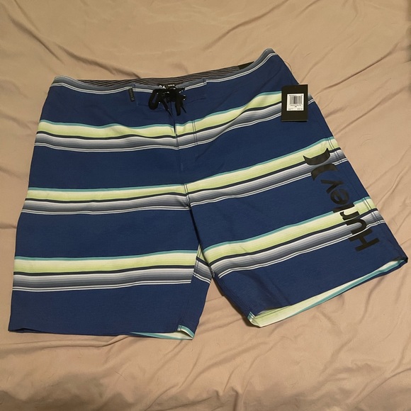 Hurley stripe BS board shorts stretch stripes - Picture 1 of 7